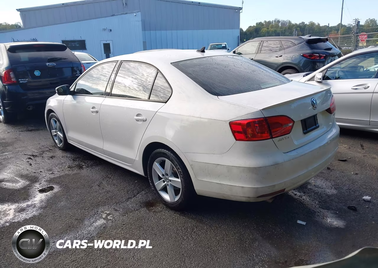 2012 Volkswagen Jetta 2.0L Tdi VIN:3VWLL7AJ3CM423352 - 3