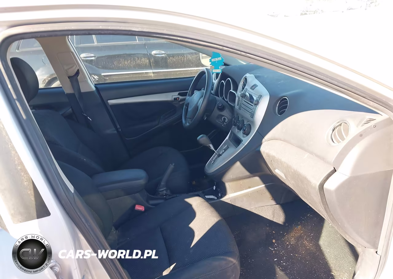 2010 Pontiac Vibe VIN:5Y2SM6E0XAZ405823 - 5