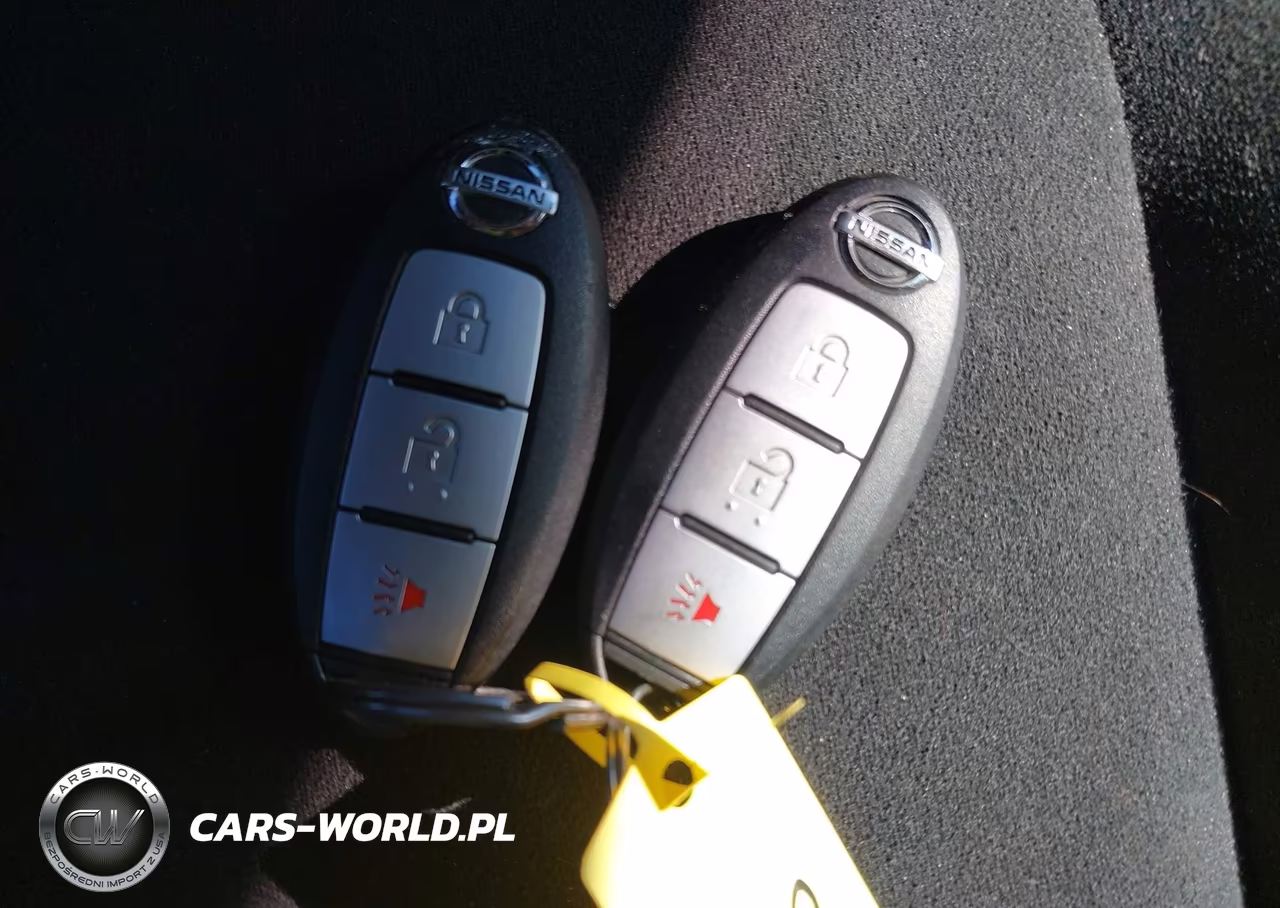 2013 Nissan Pathfinder S VIN:5N1AR2MM0DC665984 - 11