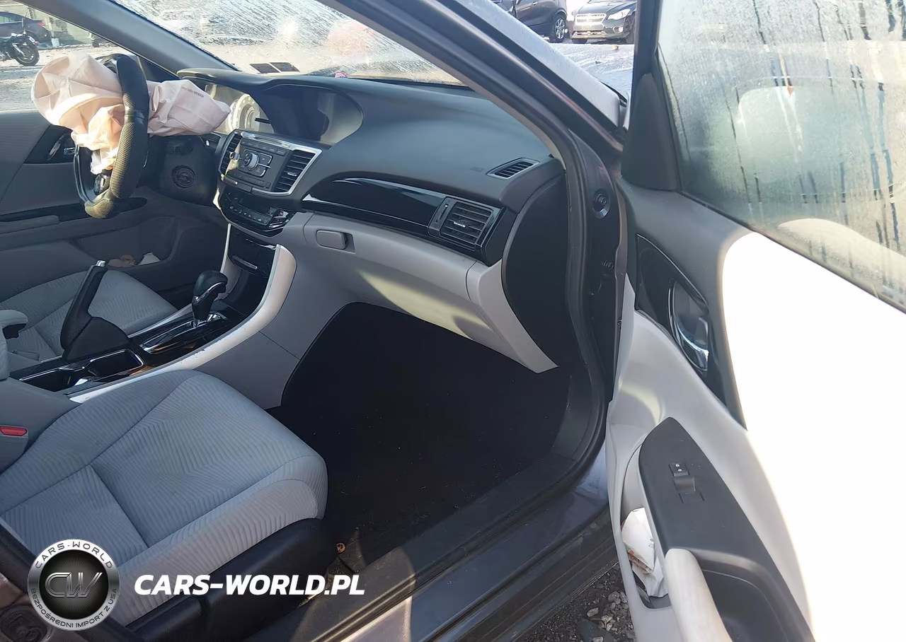 2017 Honda Accord Lx VIN:1HGCR2F36HA262595 - 5