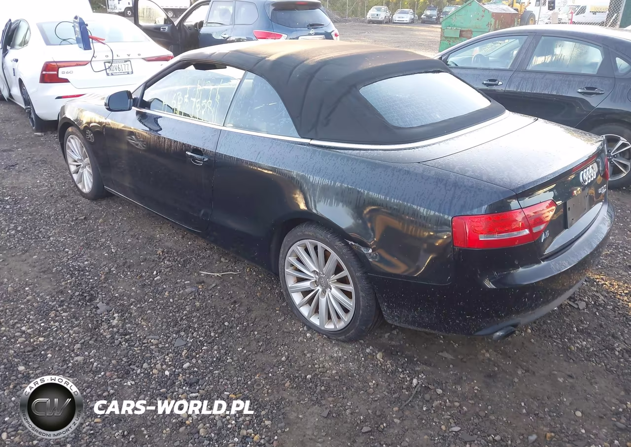 2011 Audi A5 2.0T Premium VIN:WAULFAFH9BN009748 - 3