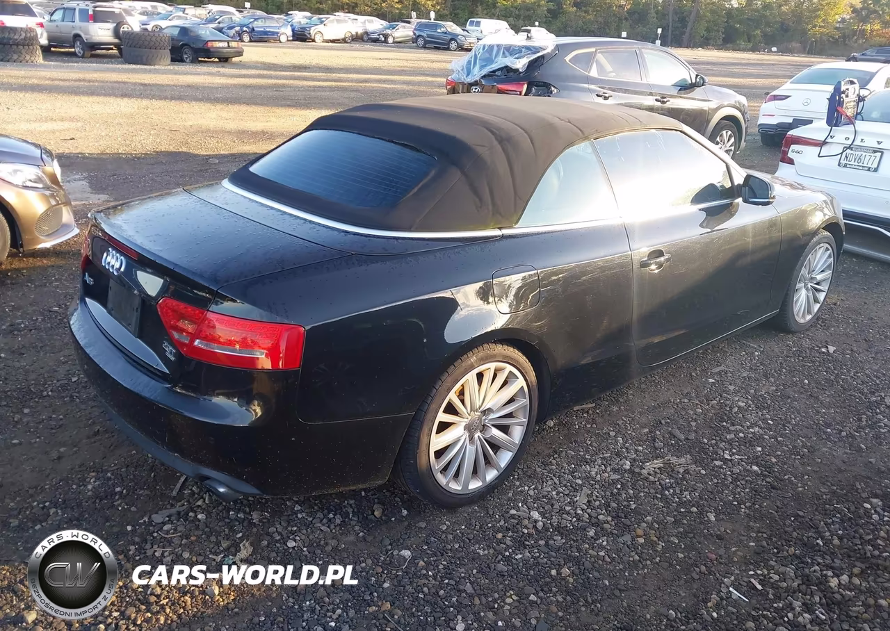 2011 Audi A5 2.0T Premium VIN:WAULFAFH9BN009748 - 4