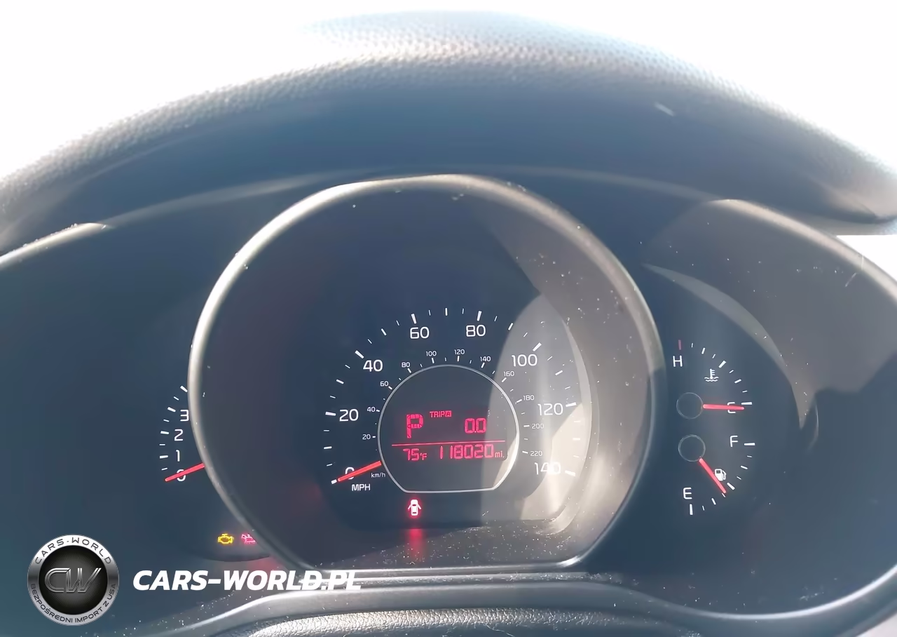 2016 Kia Soul VIN:KNDJN2A26G7289825 - 7