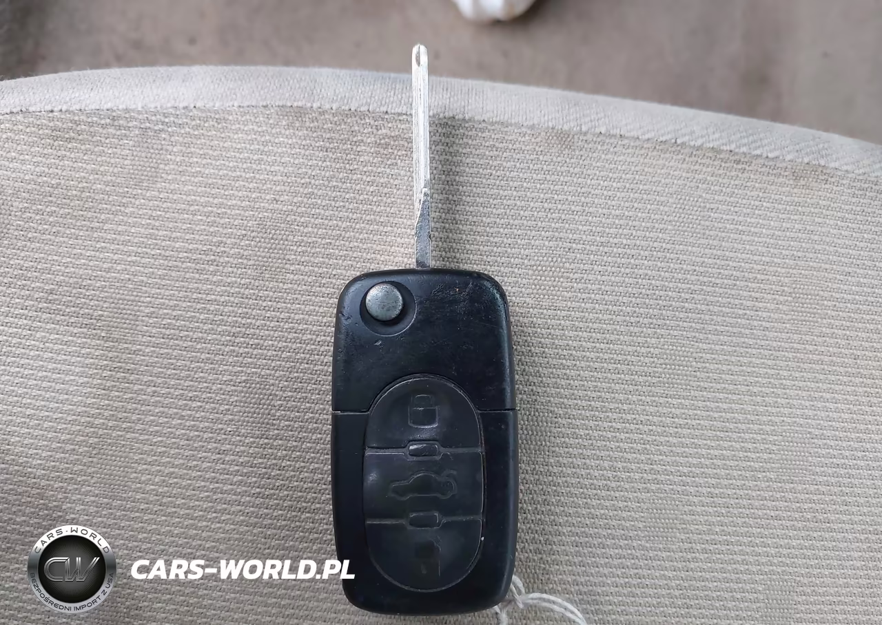 2000 Volkswagen New Beetle Gl VIN:3VWBC21C9YM435688 - 11