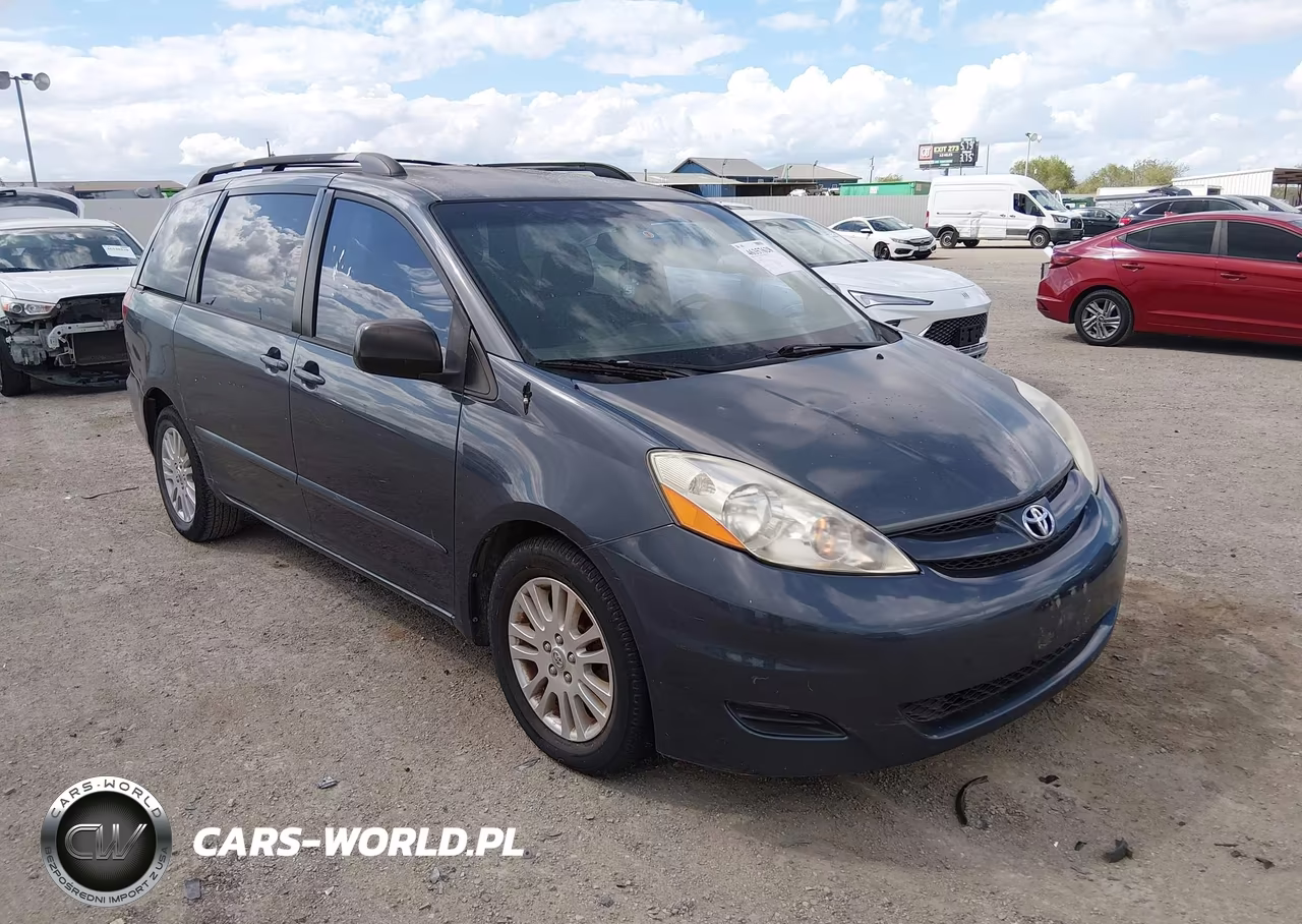 2009 Toyota Sienna Le