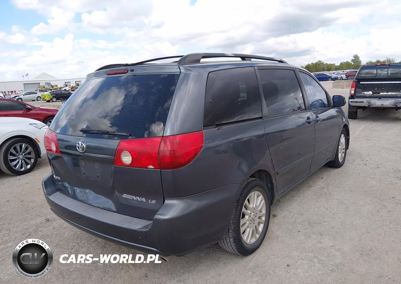 2009 Toyota Sienna Le VIN:5TDZK23C79S225576 - 4