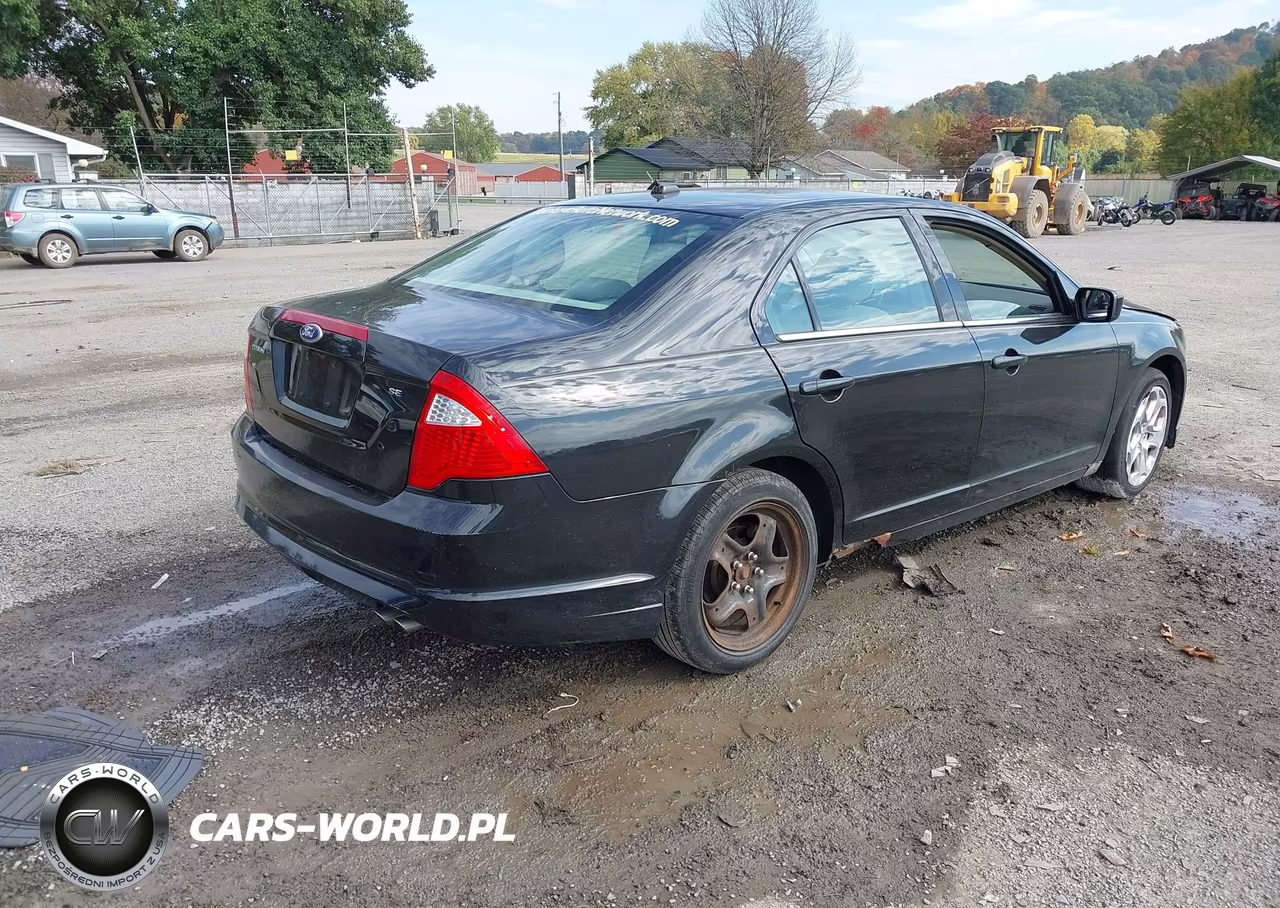 2011 Ford Fusion Se VIN:3FAHP0HA4BR126544 - 4