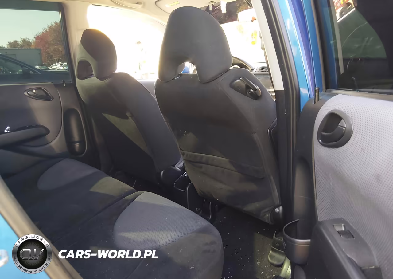 2007 Honda Fit VIN:JHMGD38407S031290 - 8