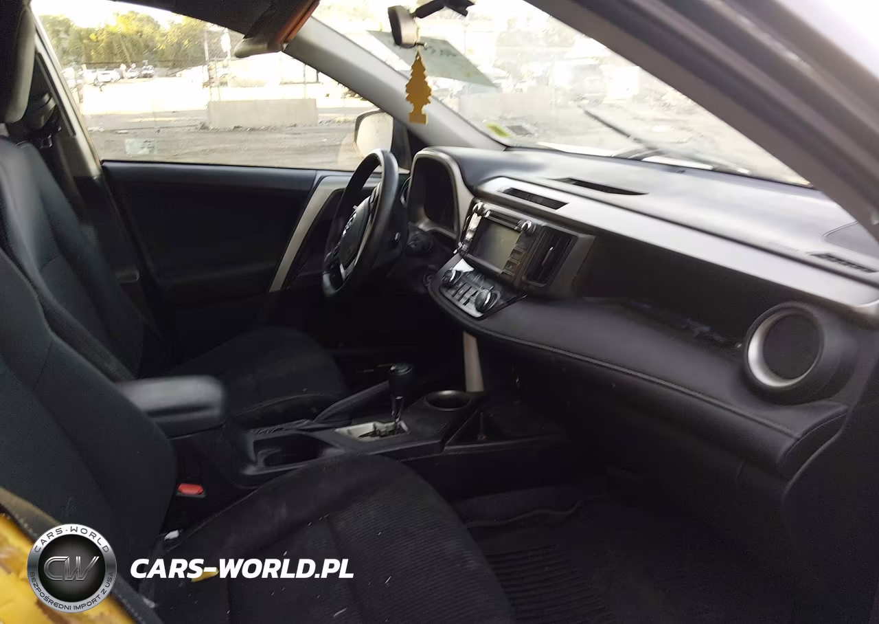 2015 Toyota Rav4 Xle VIN:2T3RFREVXFW334703 - 5