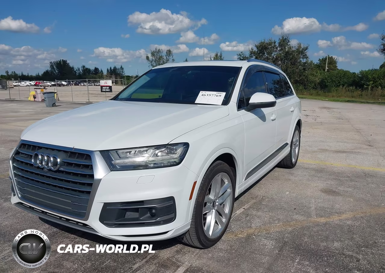 2018 Audi Q7 3.0T Premium VIN:WA1VAAF78JD034768 - 6