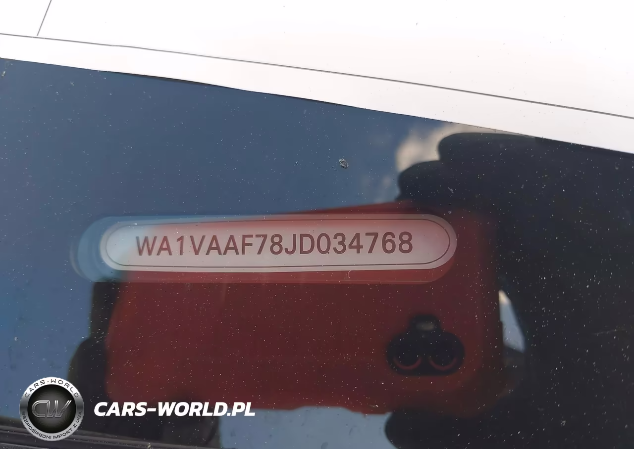 2018 Audi Q7 3.0T Premium VIN:WA1VAAF78JD034768 - 9