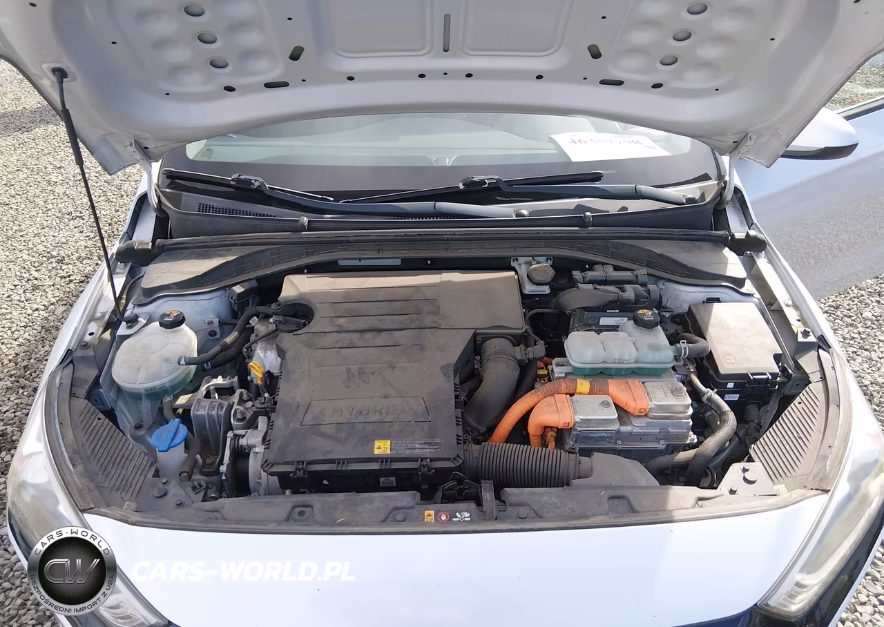 2018 Hyundai Ioniq Hybrid Blue VIN:KMHC65LCXJU100000 - 10