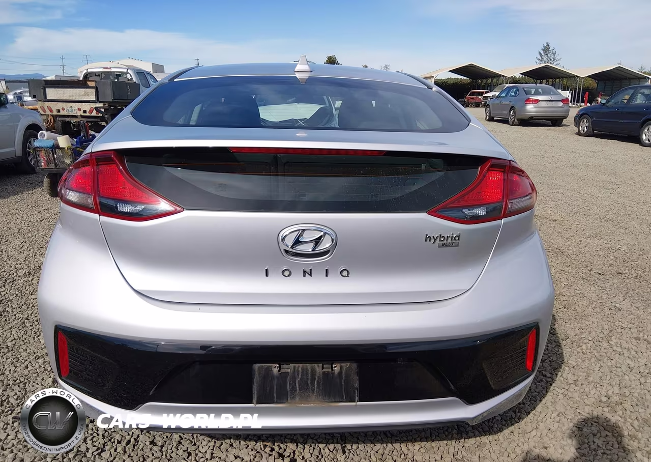 2018 Hyundai Ioniq Hybrid Blue VIN:KMHC65LCXJU100000 - 18