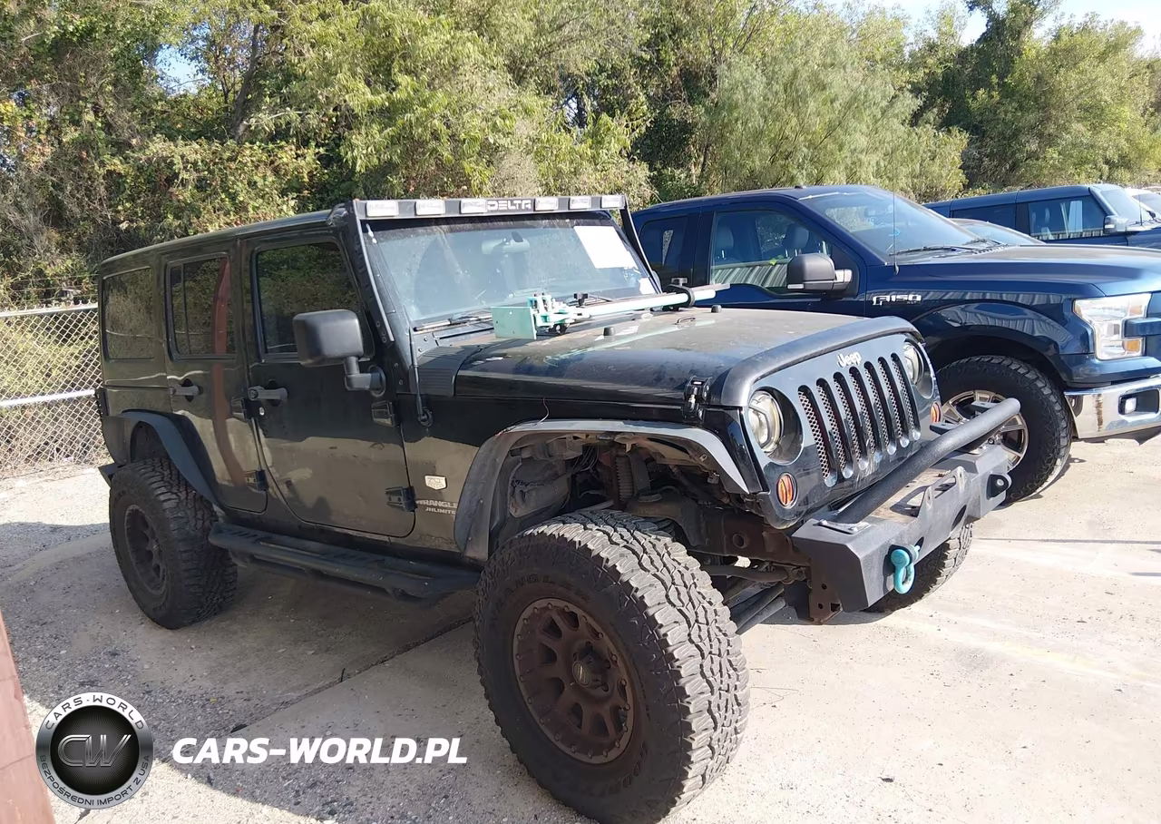 2011 Jeep Wrangler Unlimited 70Th Anniversary VIN:1J4HA7H10BL610191 - 13