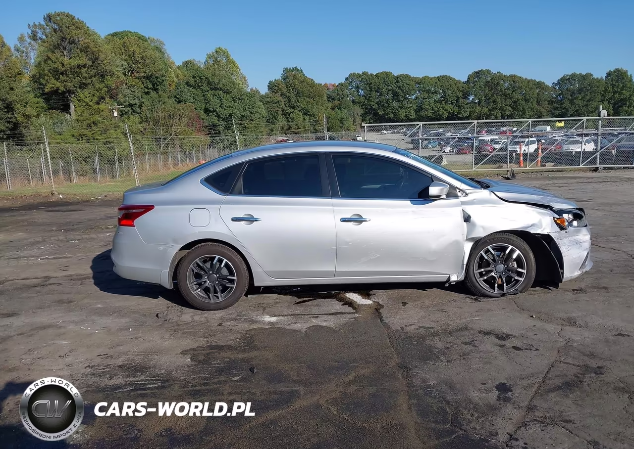 2018 Nissan Sentra S VIN:3N1AB7APXJY332749 - 13