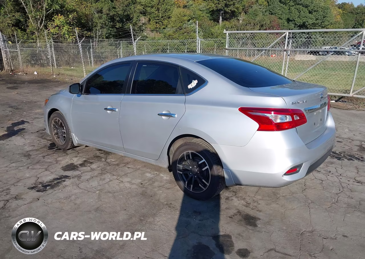 2018 Nissan Sentra S VIN:3N1AB7APXJY332749 - 3