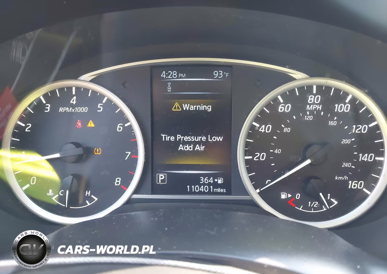 2018 Nissan Sentra S VIN:3N1AB7APXJY332749 - 7