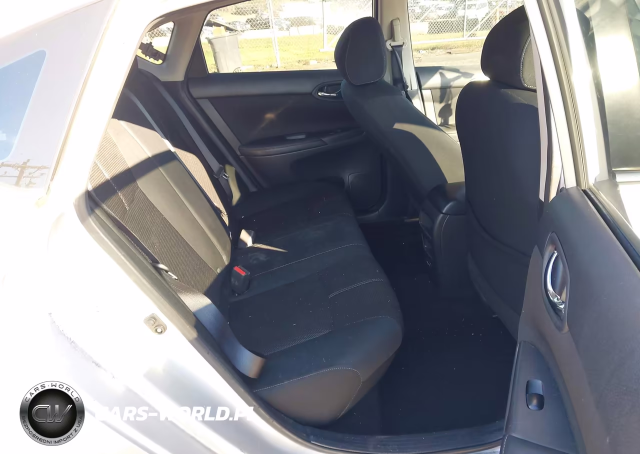 2018 Nissan Sentra S VIN:3N1AB7APXJY332749 - 8