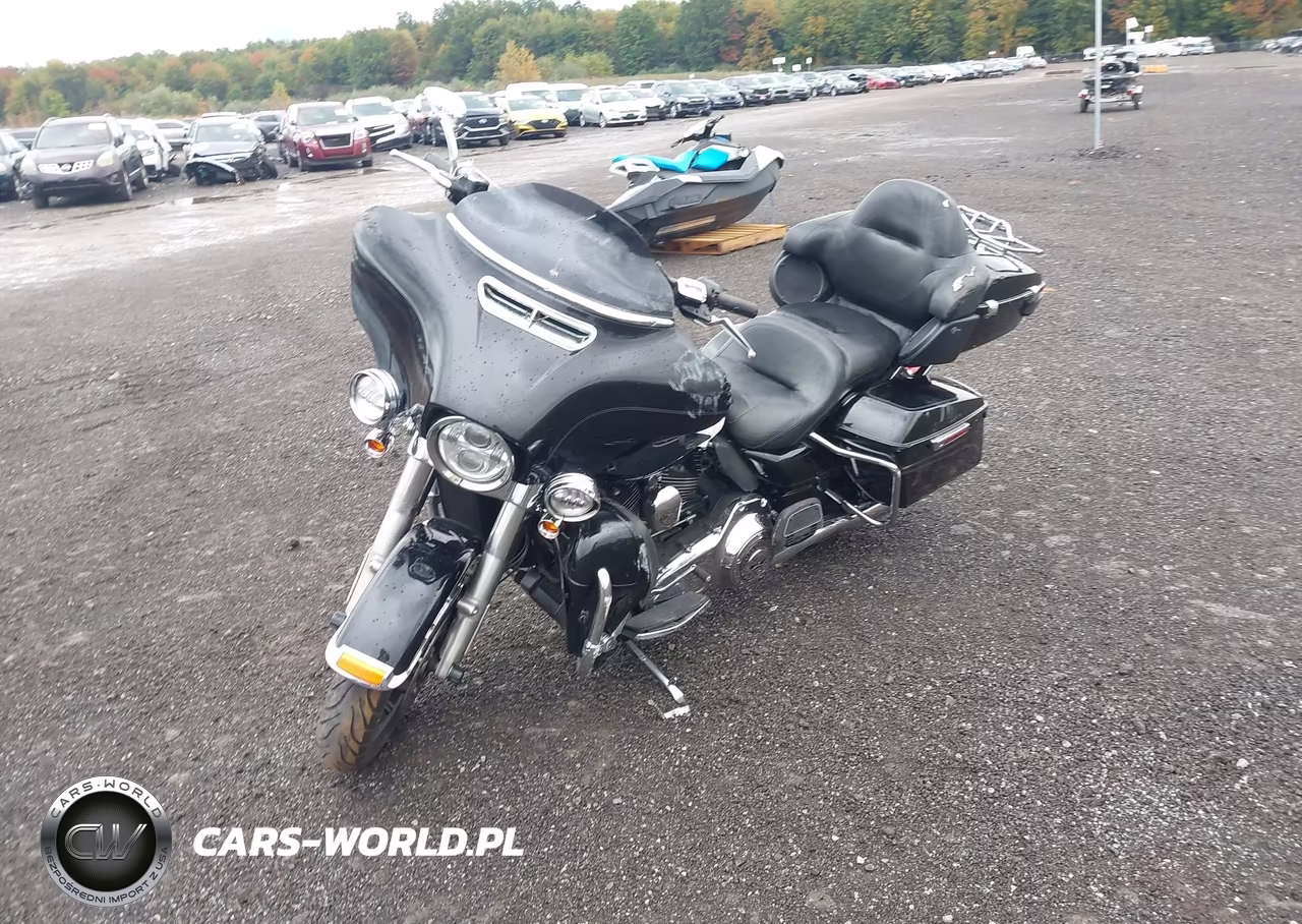 2015 Harley-Davidson Flhtcu Ultra Classic Electra Gld VIN:1HD1FCM12FB665422 - 2