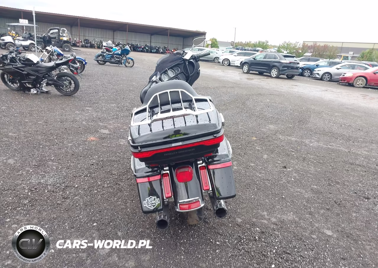 2015 Harley-Davidson Flhtcu Ultra Classic Electra Gld VIN:1HD1FCM12FB665422 - 6
