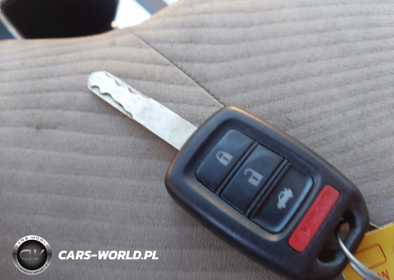 2014 Honda Accord Lx VIN:1HGCR2F3XEA168456 - 11