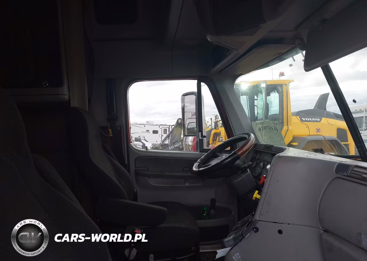2007 Freightliner Conventional St120 VIN:1FUJBBAV27LY53053 - 12