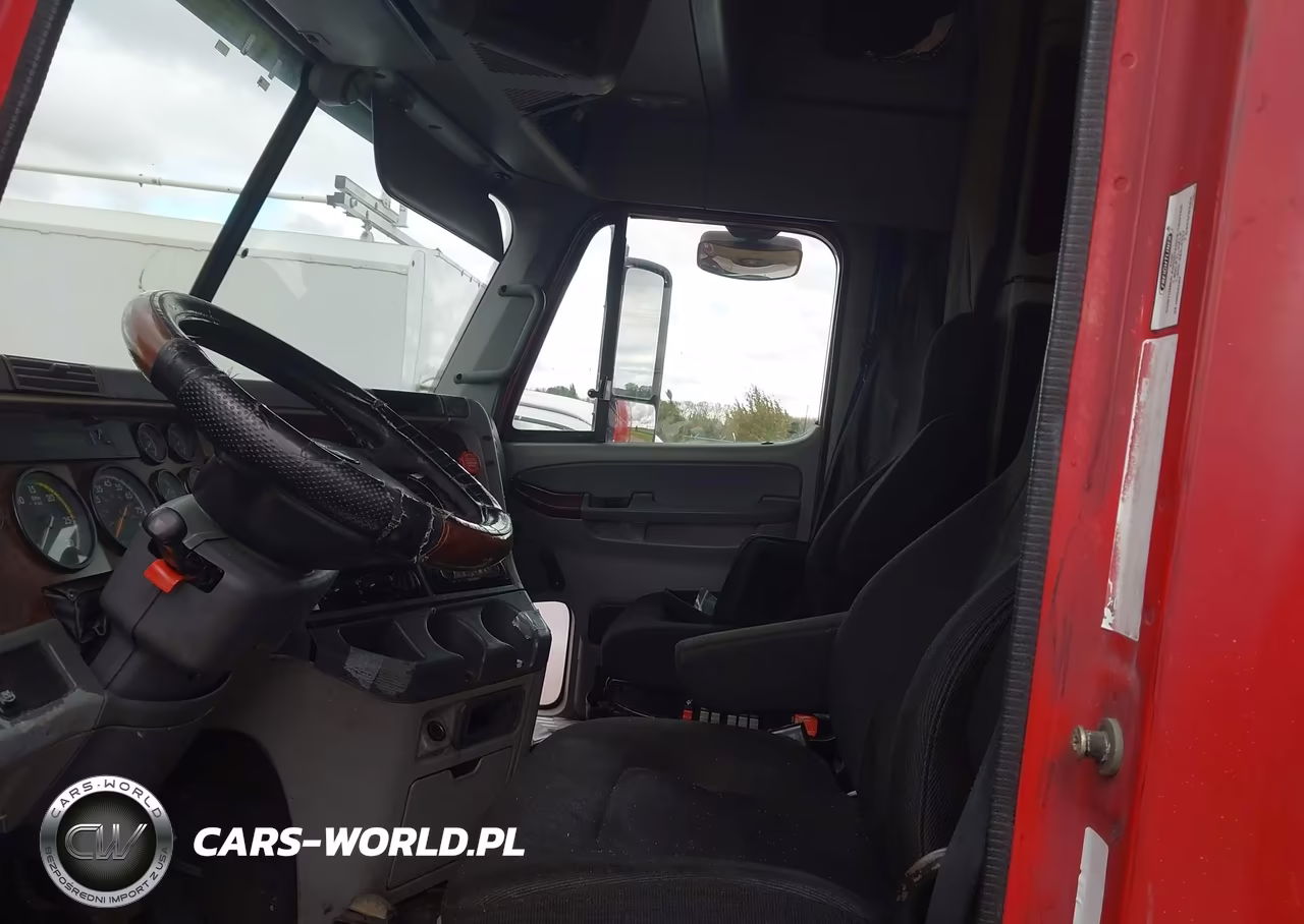 2007 Freightliner Conventional St120 VIN:1FUJBBAV27LY53053 - 24