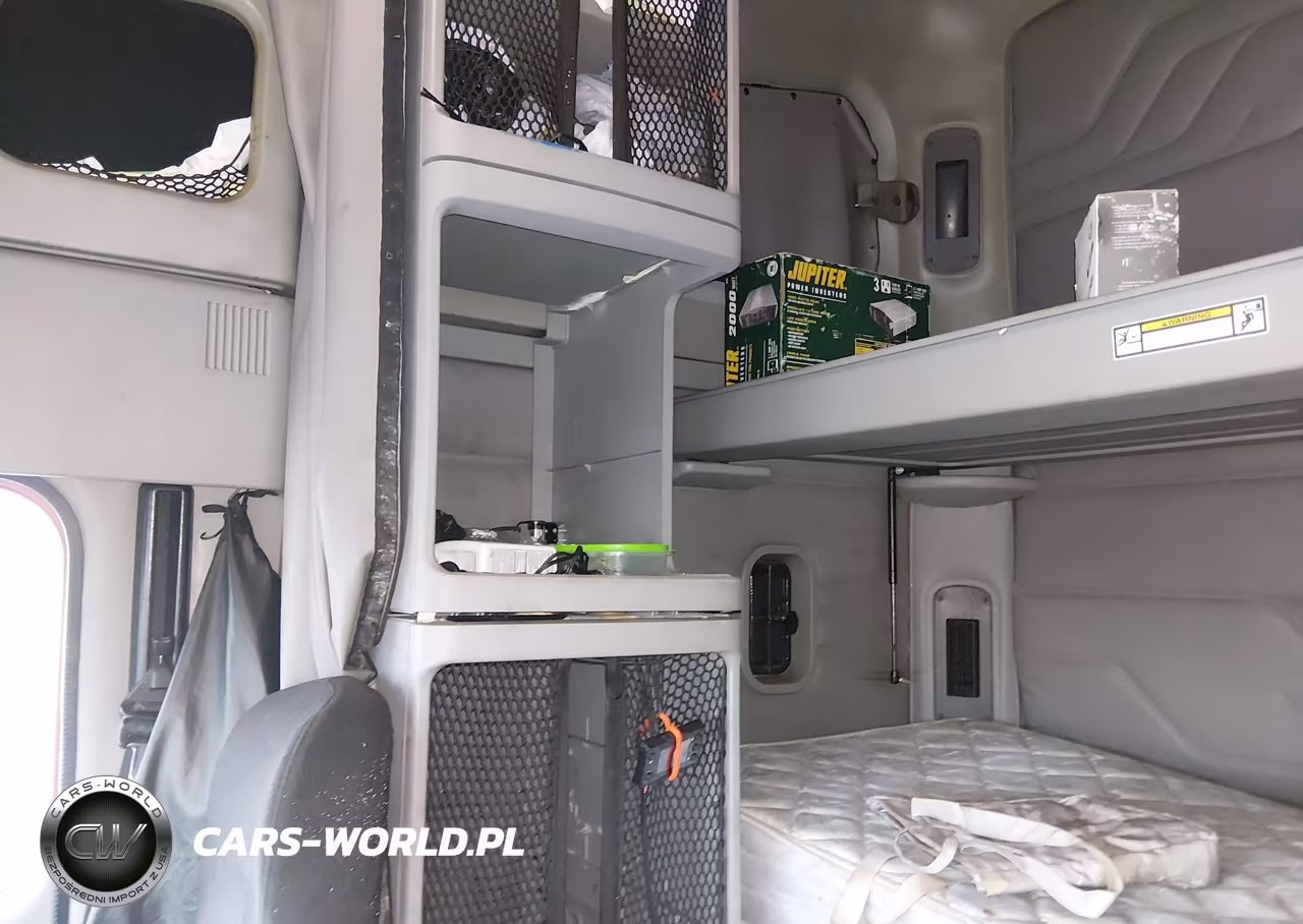 2007 Freightliner Conventional St120 VIN:1FUJBBAV27LY53053 - 7