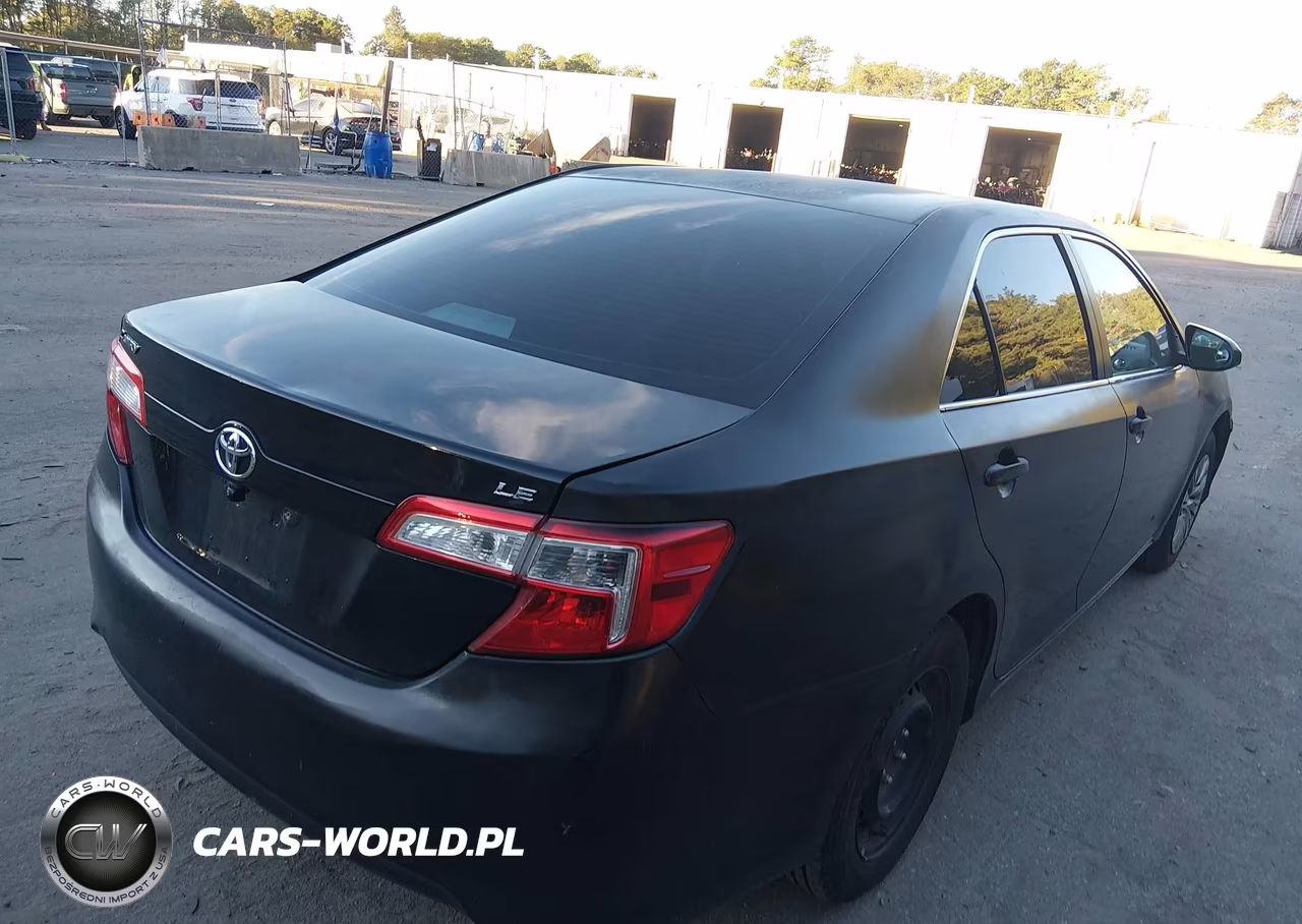 2012 Toyota Camry Le VIN:4T4BF1FKXCR209556 - 4