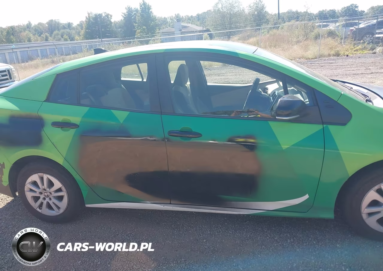 2016 Toyota Prius Two VIN:JTDKBRFU3G3009964 - 13