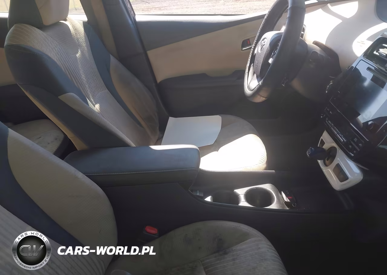 2016 Toyota Prius Two VIN:JTDKBRFU3G3009964 - 5