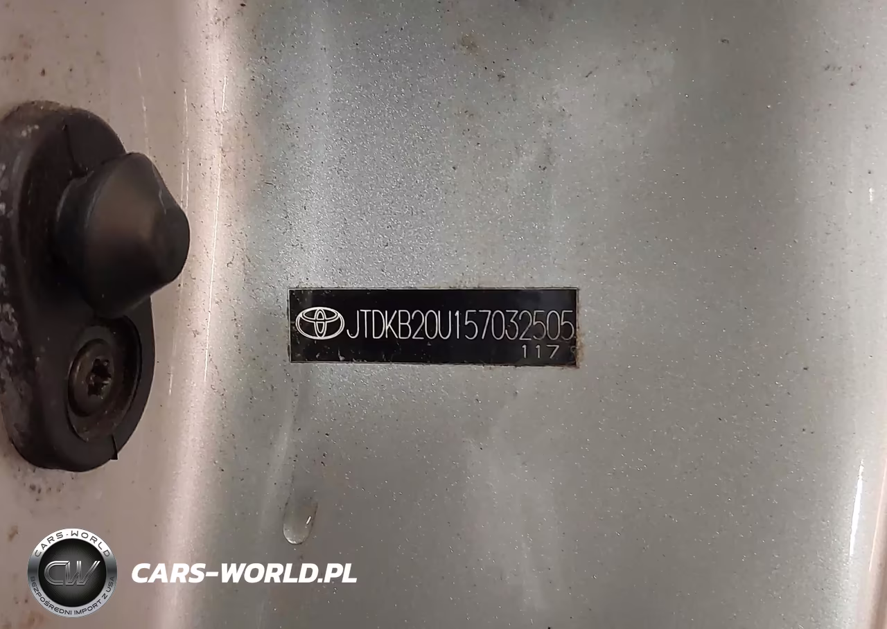 2005 Toyota Prius VIN:JTDKB20U157032505 - 18