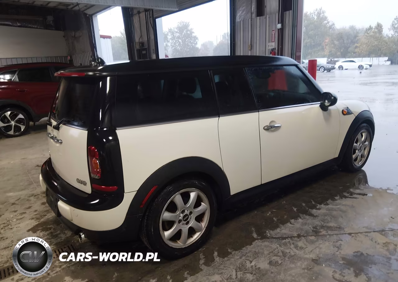 2009 Mini Cooper Clubman VIN:WMWML33559TX34451 - 4