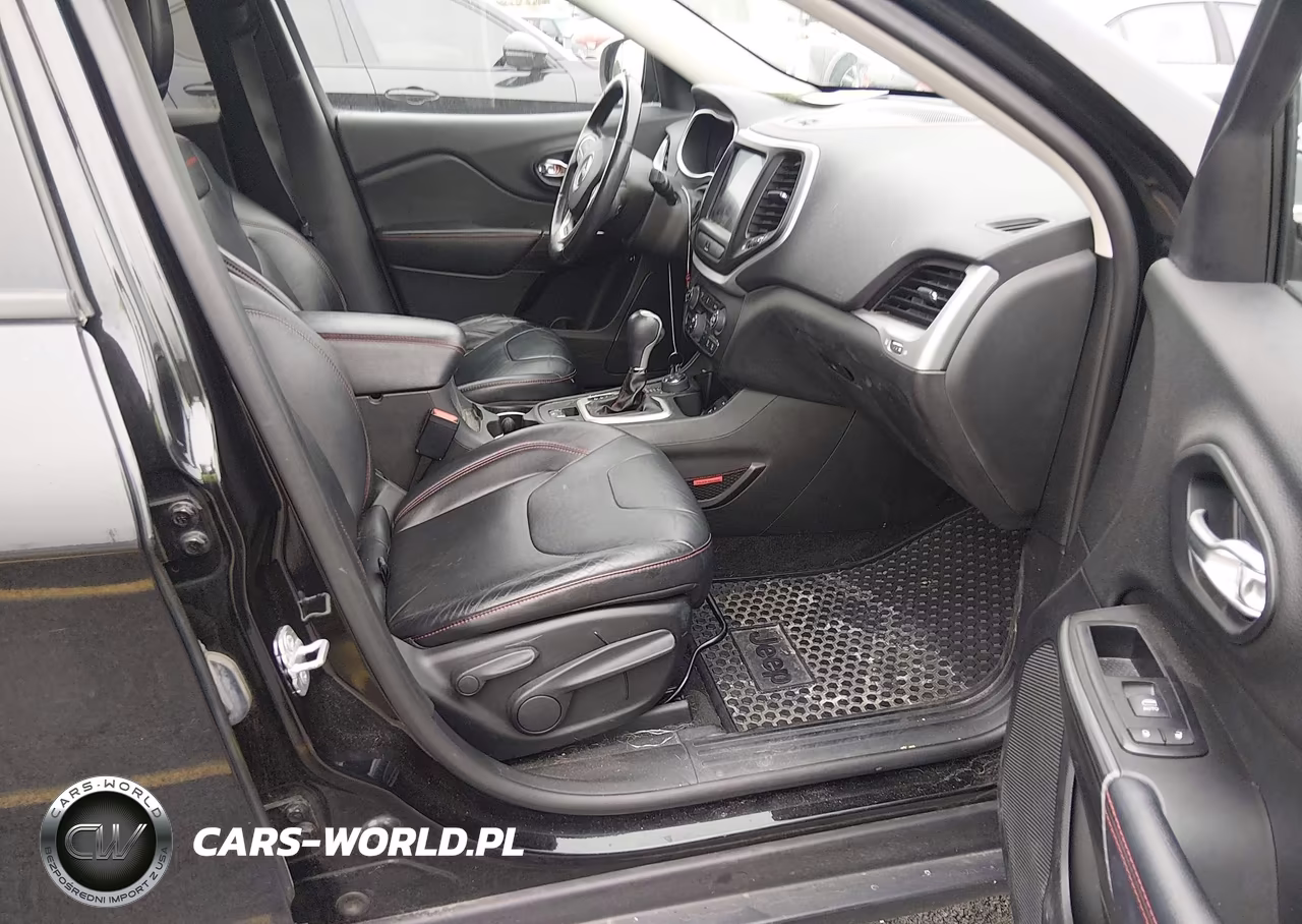 2014 Jeep Cherokee Trailhawk VIN:1C4PJMBS6EW276477 - 5