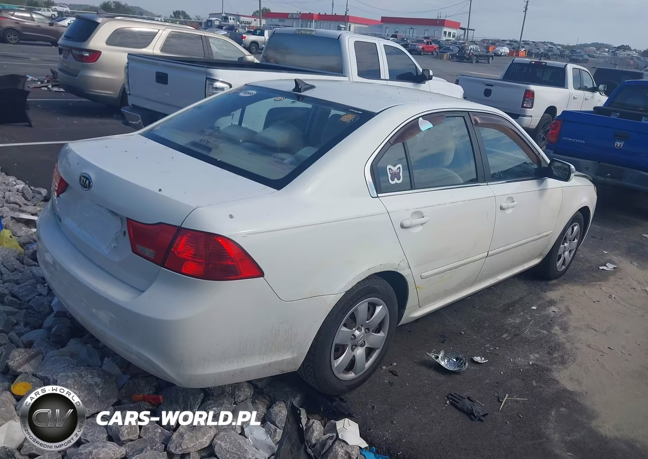 2010 Kia Optima Lx VIN:KNAGG4A85A5424040 - 4