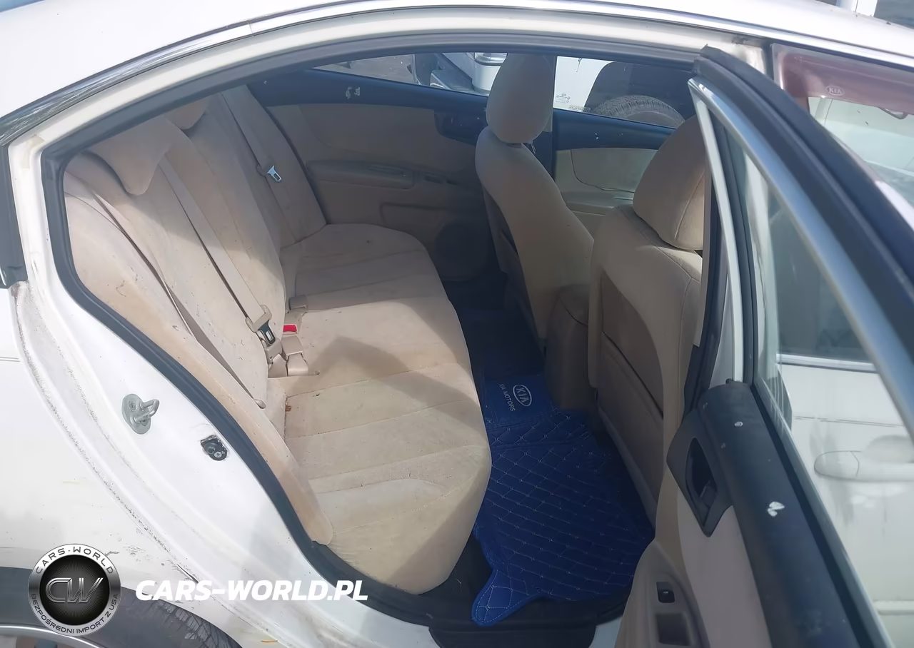 2010 Kia Optima Lx VIN:KNAGG4A85A5424040 - 8
