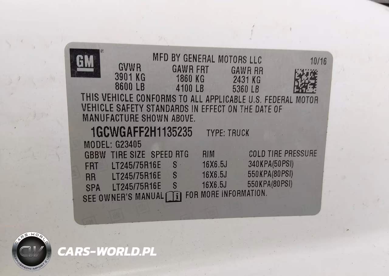 2017 Chevrolet Express 2500 Work Van VIN:1GCWGAFF2H1135235 - 9