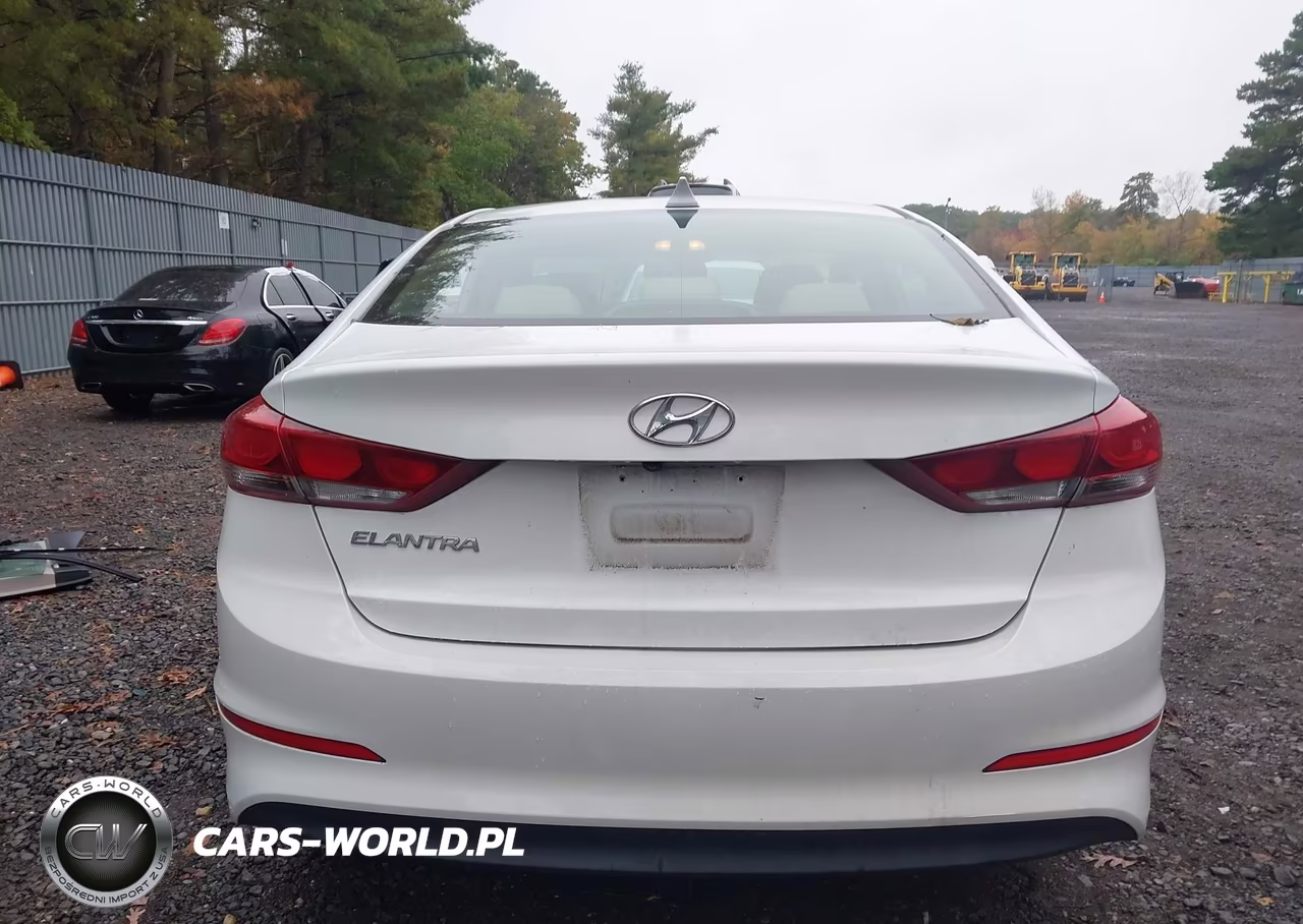 2018 Hyundai Elantra Sel VIN:5NPD84LF3JH344878 - 16