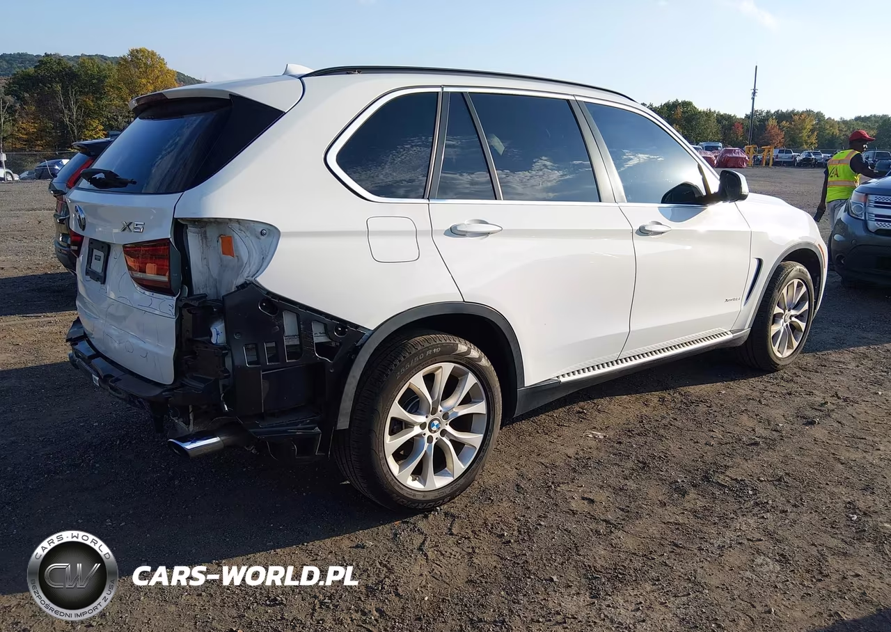 2016 BMW X5 xDrive35I VIN:5UXKR0C58G0P21407 - 4