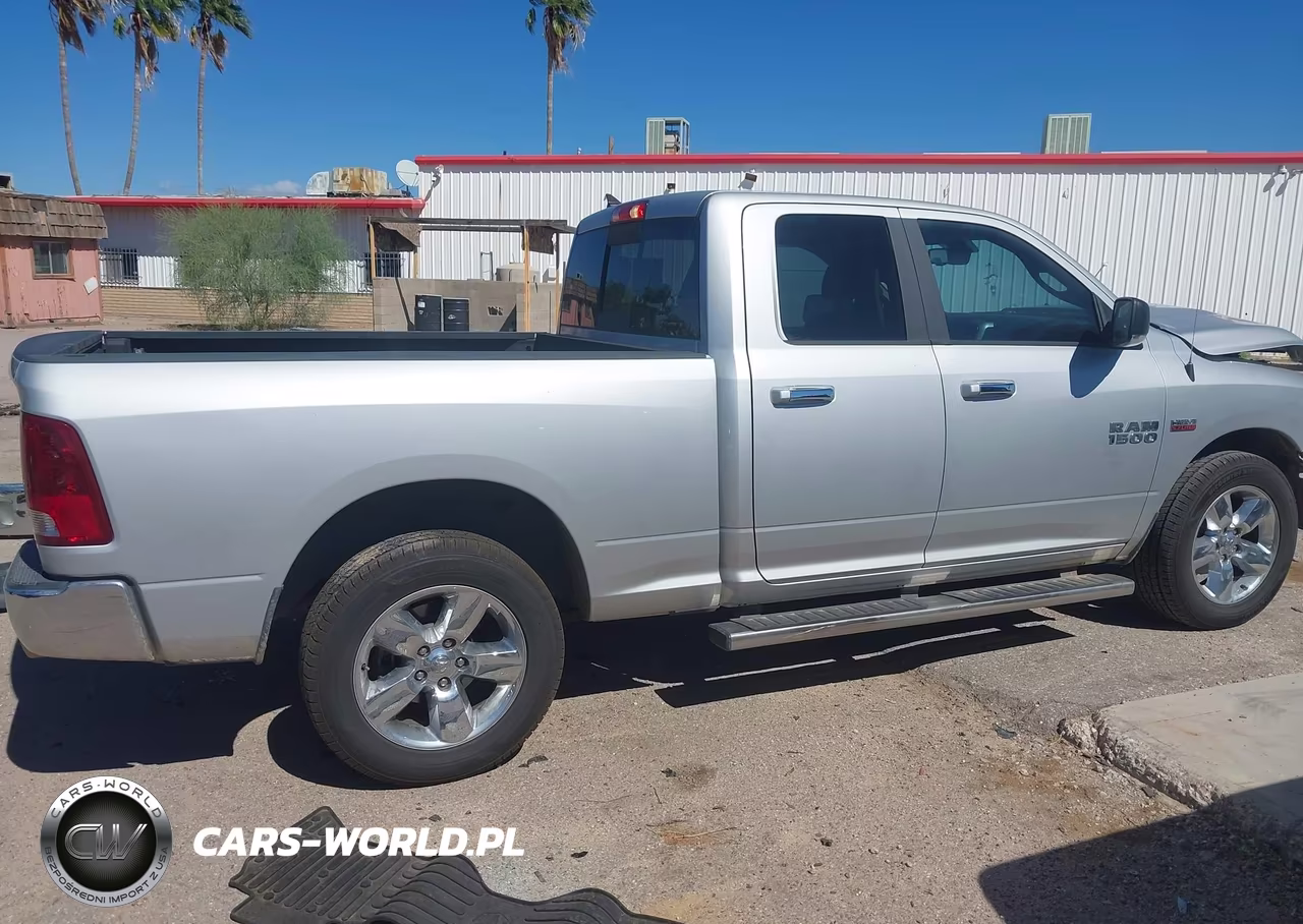 2018 Ram 1500 Big Horn 4X4 6'4 Box VIN:1C6RR7GT6JS244125 - 14