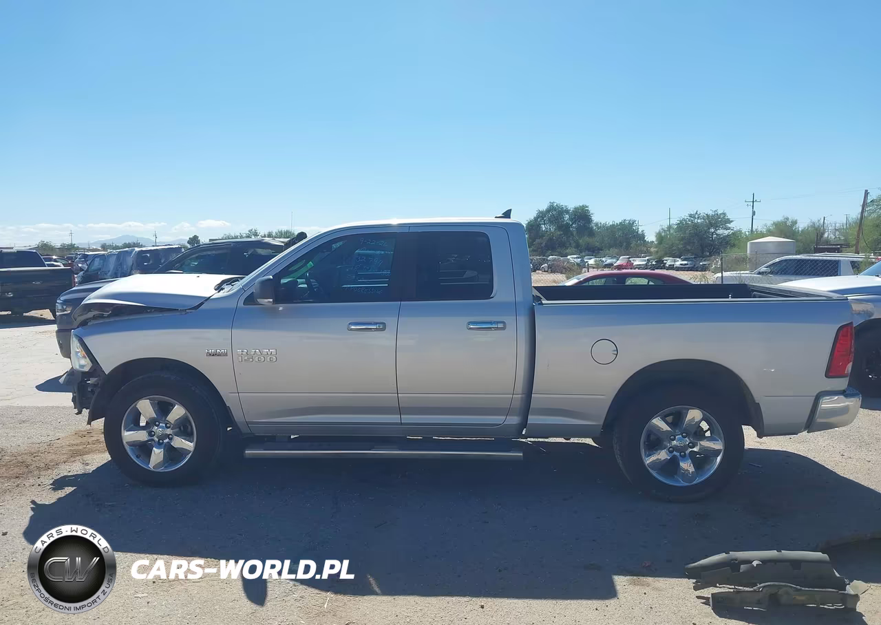 2018 Ram 1500 Big Horn 4X4 6'4 Box VIN:1C6RR7GT6JS244125 - 15