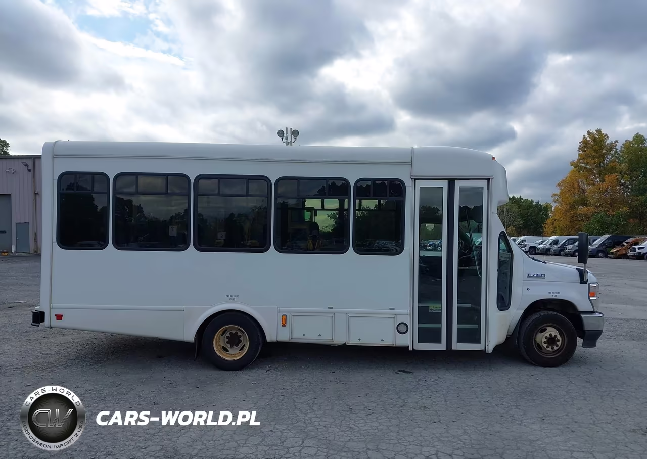 2022 Ford E-450 Cutaway VIN:1FDFE4FN4NDC21764 - 18