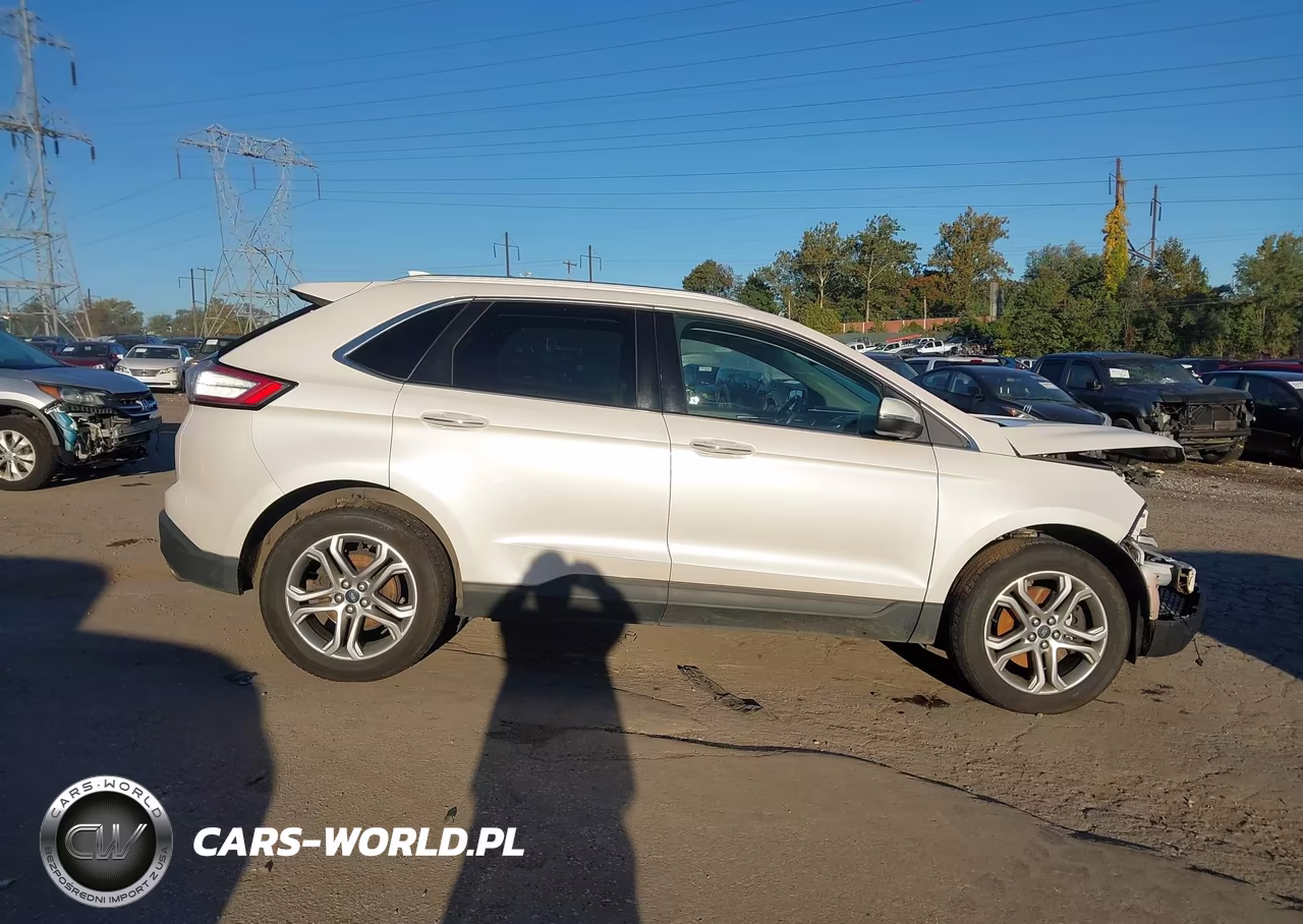 2018 Ford Edge Titanium VIN:2FMPK4K98JBC15553 - 13
