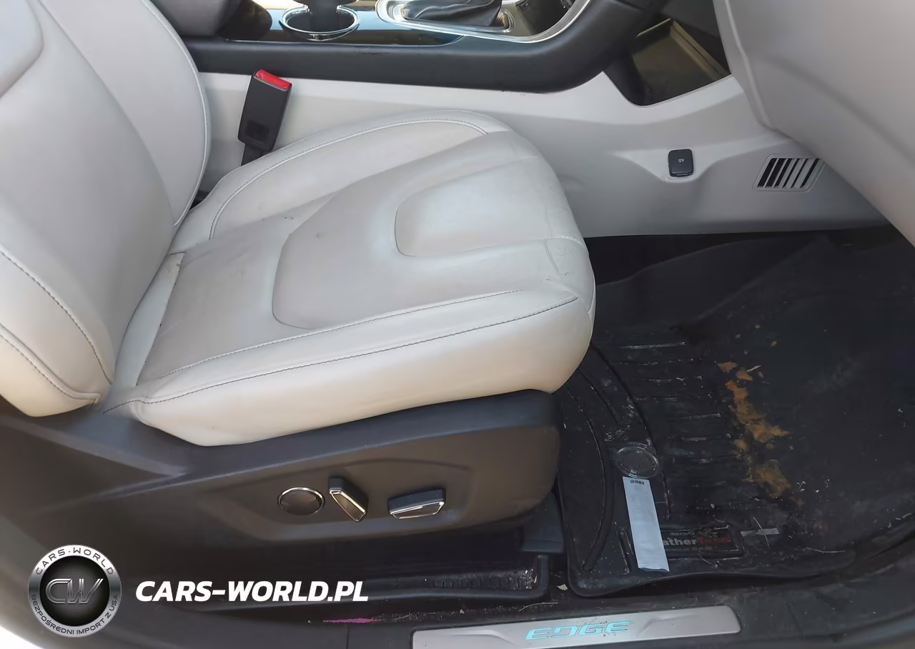 2018 Ford Edge Titanium VIN:2FMPK4K98JBC15553 - 5
