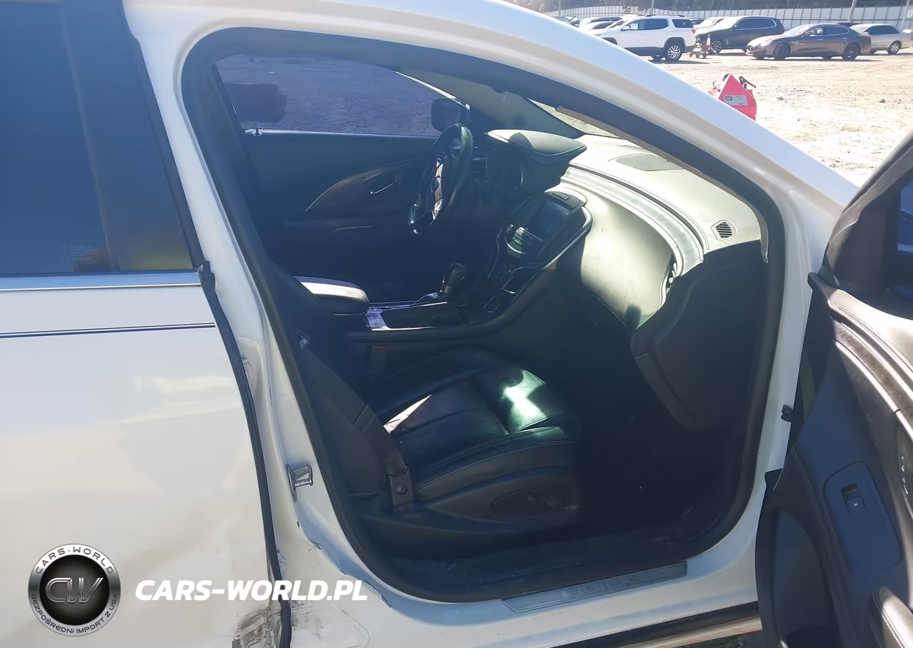 2016 Buick Lacrosse Leather VIN:1G4GB5G36GF123942 - 8