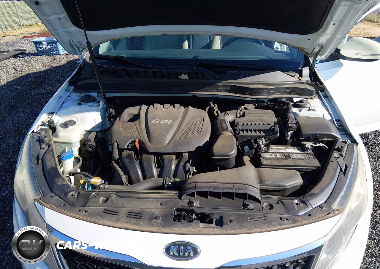 2012 Kia Optima Lx VIN:5XXGM4A73CG062114 - 10