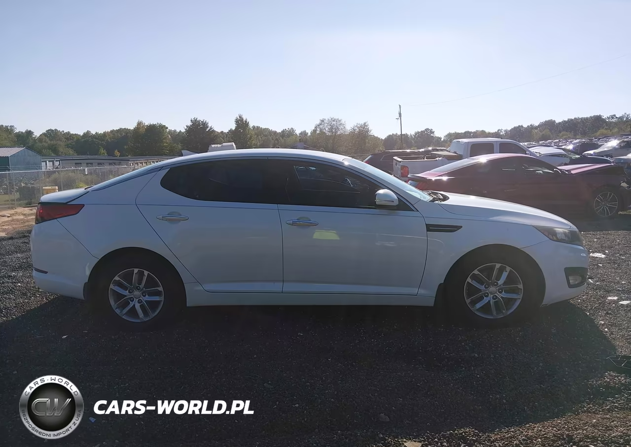 2012 Kia Optima Lx VIN:5XXGM4A73CG062114 - 13