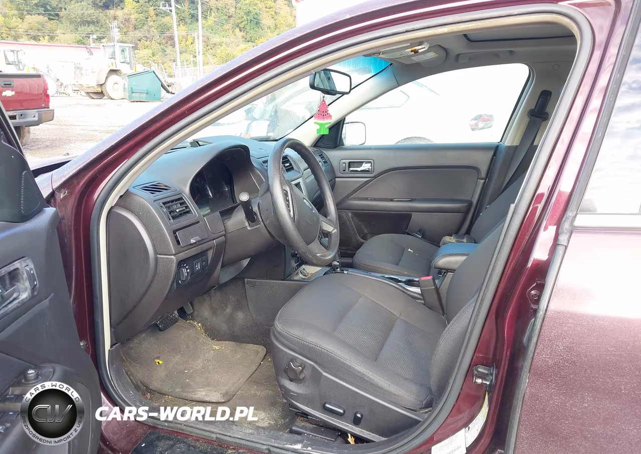 2011 Ford Fusion Se VIN:3FAHP0HA6BR231845 - 5
