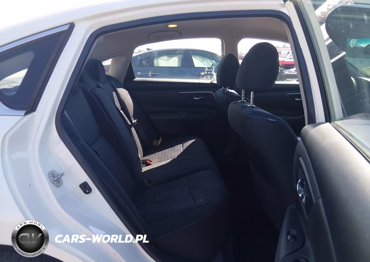 2018 Nissan Altima 2.5 S VIN:1N4AL3AP6JC214800 - 8