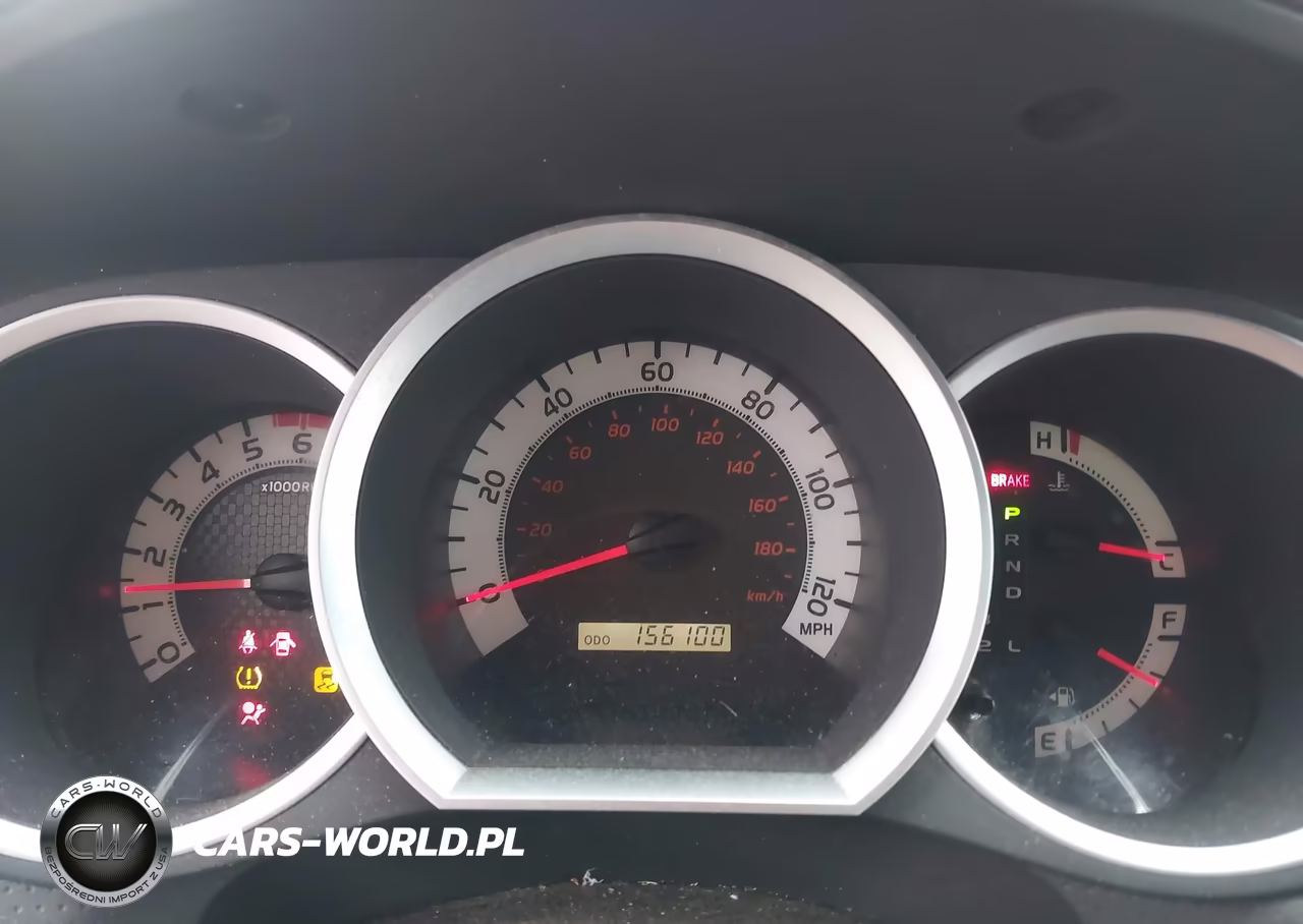 2015 Toyota Tacoma Base V6 VIN:3TMLU4EN1FM176025 - 7